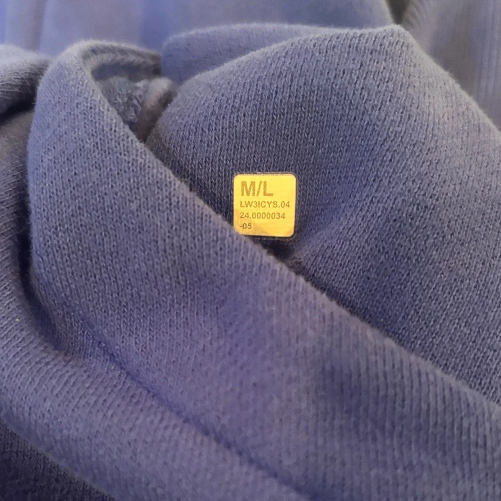 Lululemon Oversized Scuba - Picture 3 of 5